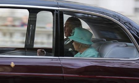 چارلز سوم، پادشاه جدید انگلستان شد