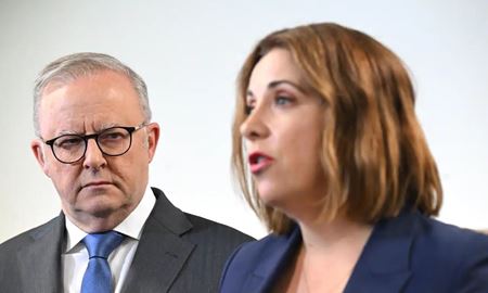 دادستان کل استرالیا بخشی از هزینه‌های سفر خانوادگی خود را بازپرداخت می‌کند