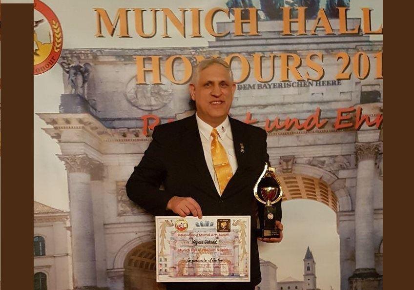 کسب عنوان  استاد بزرگ سال 2018 توسط دکتر کیوان دهناد