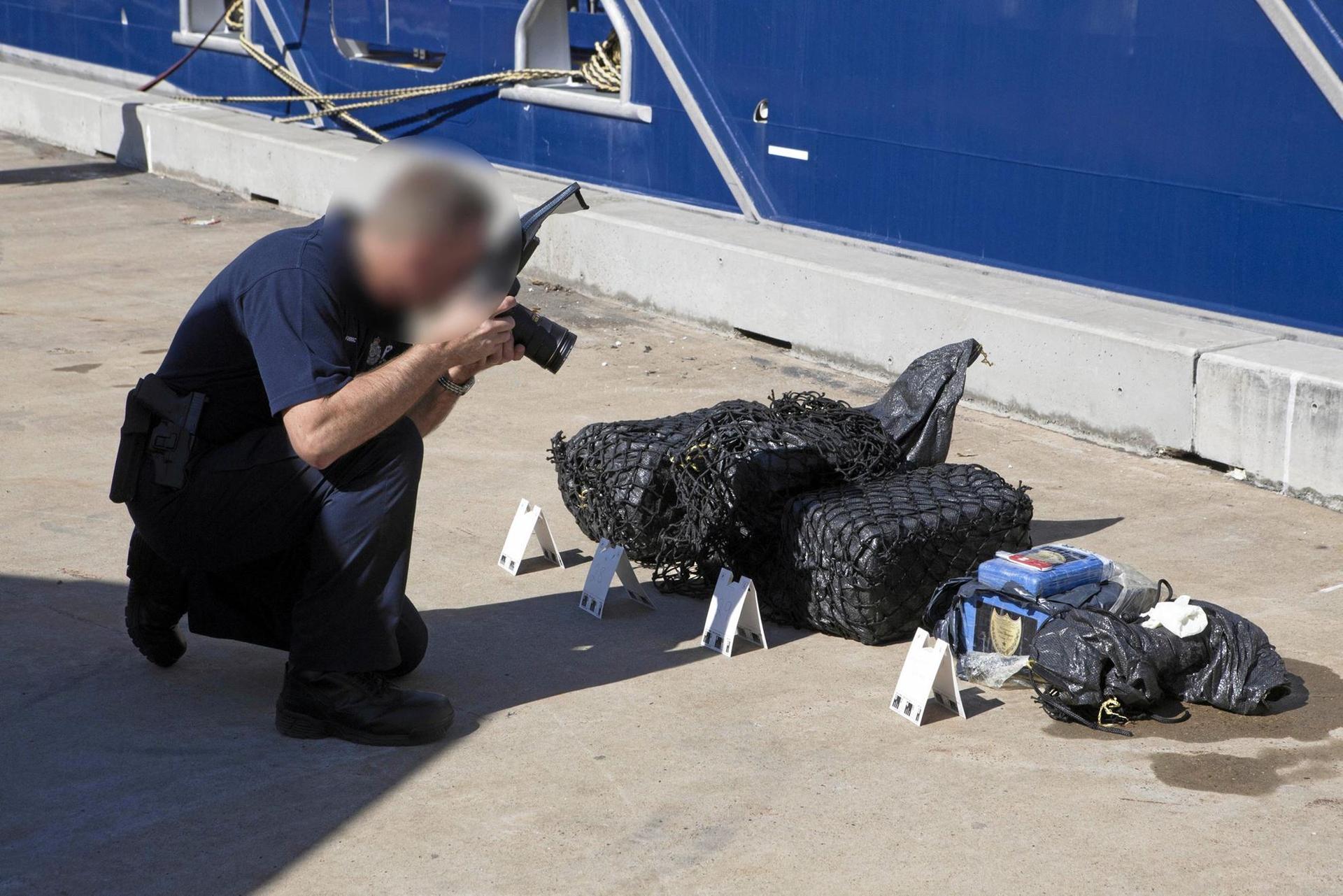 بیش از 600 کیلوگرم کوکائین در کنار ساحل استرالیا کشف شد