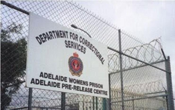 جدال یک زن ایرانی در زندان ادلاید استرالیا برای جلوگیری از استرداد به آمریکا