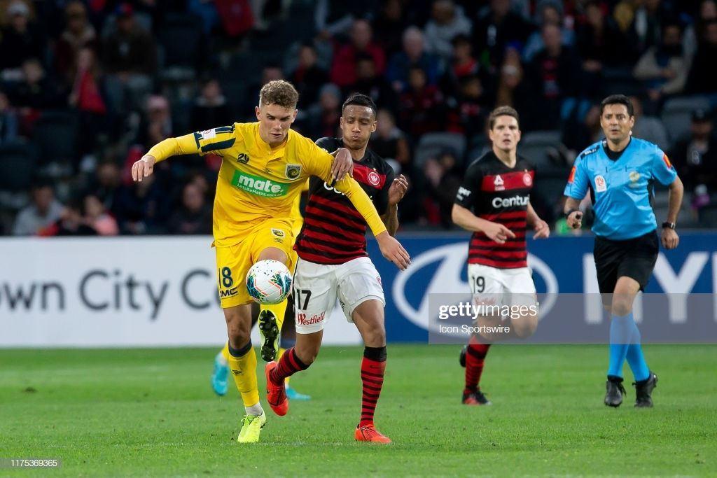 اولین قضاوت فغانی در لیگ استرالیا