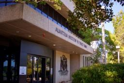 ممنویت کار روانشناس دادگاه خانواده در استرالیا  به دلیل روانی دانستن یک پدر بدون داشتن مدرک 