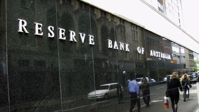  نرخ بهره رسمی بانکی استرالیا  از ۰/۷۵ درصد به ۰/۵ درصد کاهش پیدا کرد