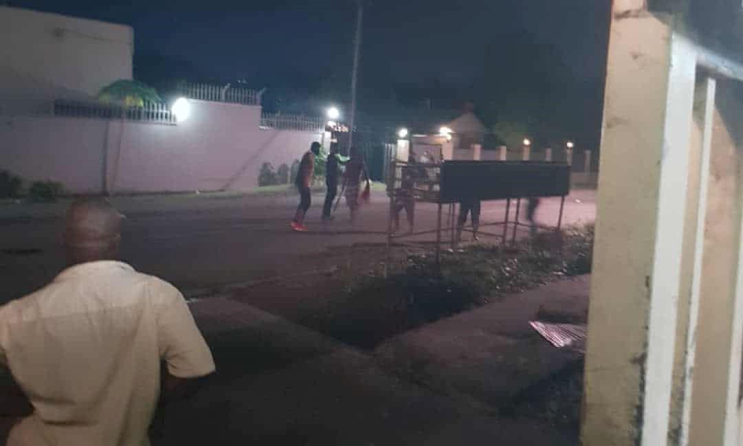 حمله برخی از ساکنین  پاپوآگینه نو به پناهجویان استرالیا 