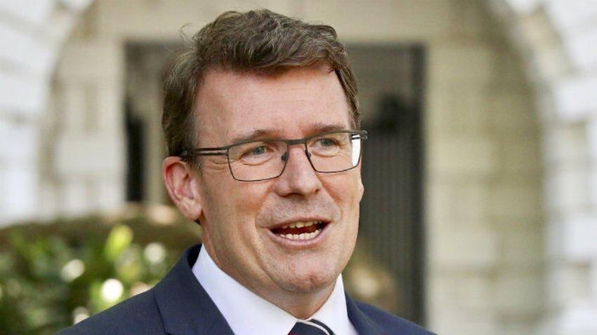 پاسخ به سوالات: در خصوص دارندگان ویزاهای موقت استرالیا،کرونا ویروس،کووید سیف،تبعیض نژادی،حمایت از کسب و کارهای کوچک، چین توسط سرپرست وزارت مهاجرت استرالیا