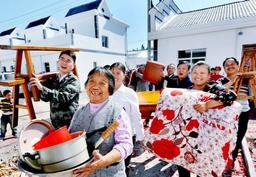 شکست فقر در چین با سرمایه 246 میلیارد دلاری