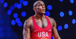 تاخیر یک دقیقه‌ای کشتی‌گیر آمریکایی و از دست رفتن المپیک