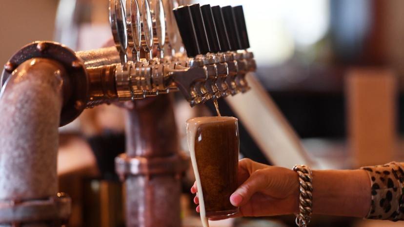 حمایت دولت فدرال استرالیا از تولیدکنندگان ویسکی و آبجو