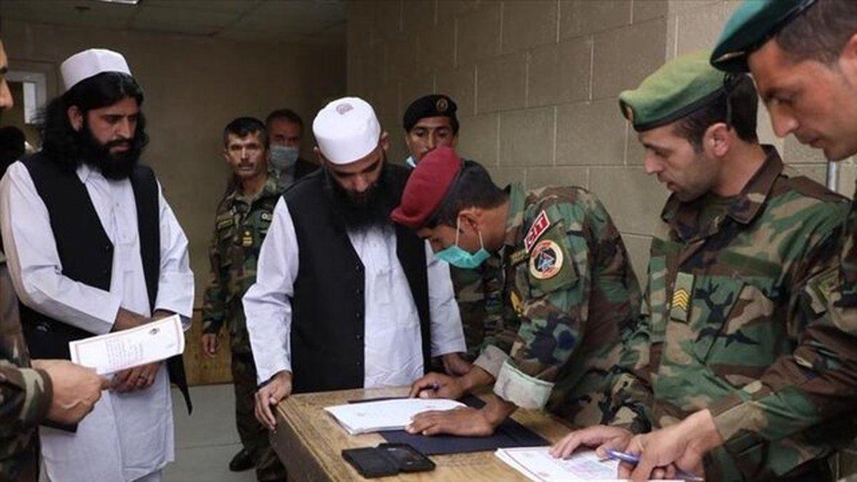 آزادی زندانی‌‌های دولتی افغان، توسط طالبان