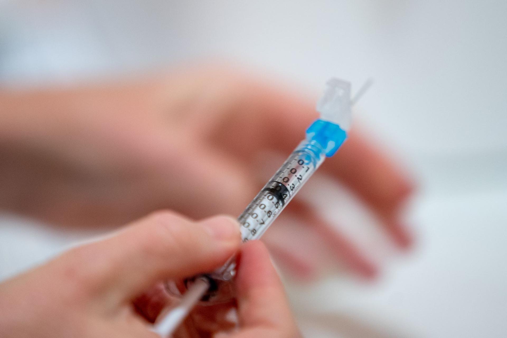 لختگی خون یک مرد 70 ساله بعد از تزریق واکسن آسترازنکا