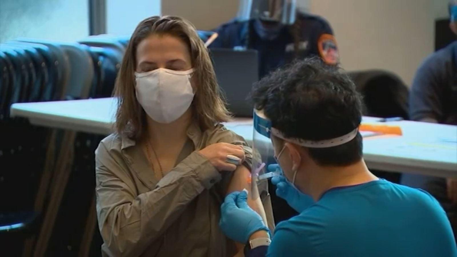 دعوت شهردار نیویورک از گردشگران برای تزریق واکسن