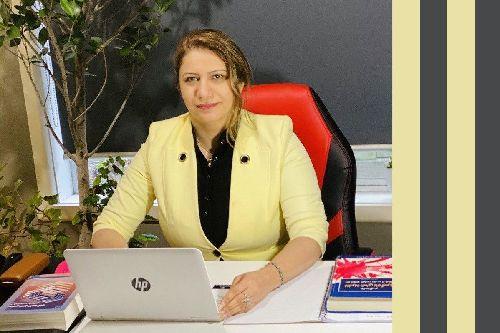 به چه دلیل هنوز  باگذشت چند روز از خبر قتل بابک‌خرمدین نویسنده و‌کارگردان سینما توسط والدین خود، هنوز شبکه های اجتماعی پر است از تحلیل های روانشناسی/گفتگو رادیو نشاط با خانم بتول ترکی،دکترای علوم تربیتی و مشاور خانواده در ایالت ویکتوریای استرالیا