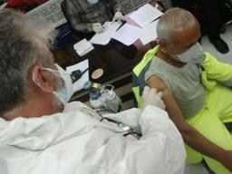 کمبود واکسن برای تزریق دوز دوم در ایران