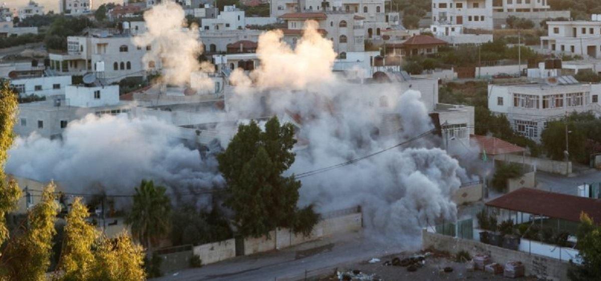 منفجر کردن یک خانه مسکونی فلسطینی توسط اسرائیلی‌ها