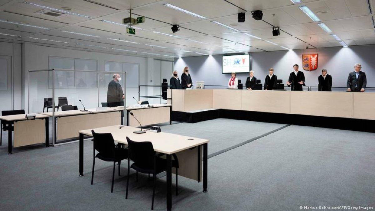 فرار منشی 96 ساله اردوگاه مرگ نازی‌ها