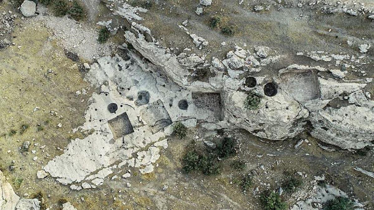 کشف دستگاه‌های 2700 ساله برای تولید شراب در عراق