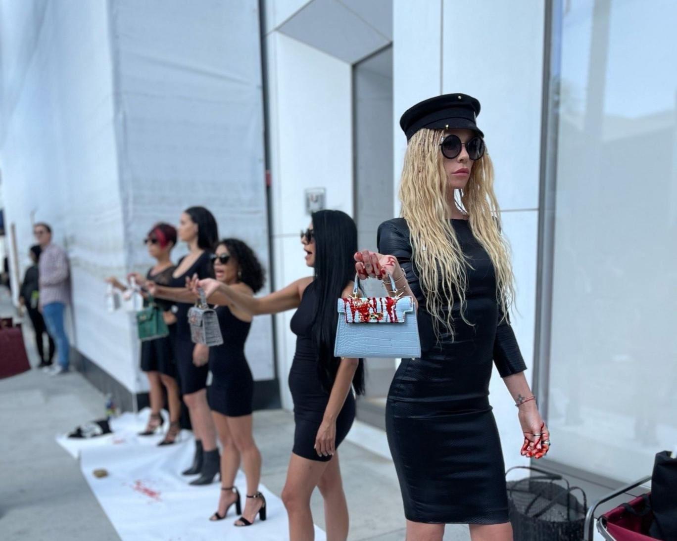 گروه‌های حامیان حیوانات: هرمس استفاده از چرم تمساح را متوقف کند