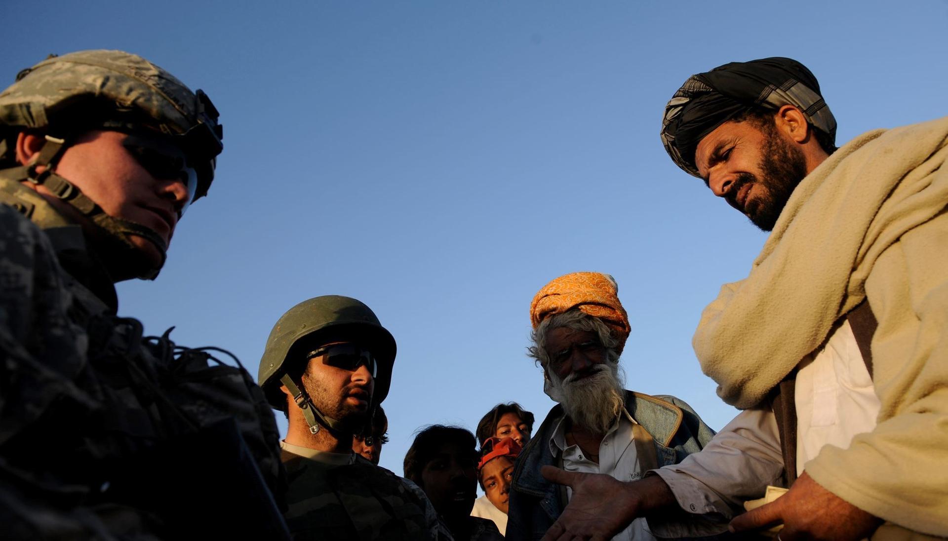 وزارت دفاع بریتانیا: در جریان آسیب به مترجمان افغان نیستیم