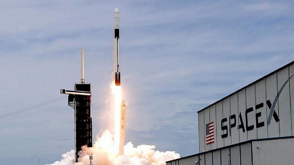 ایلان ماسک: اسپیس ایکس در خطر ورشکستگی قرار دارد