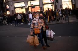 موج سهمگین اومیکرون و تاکید بر دریافت واکسن یادآوری در آمریکا