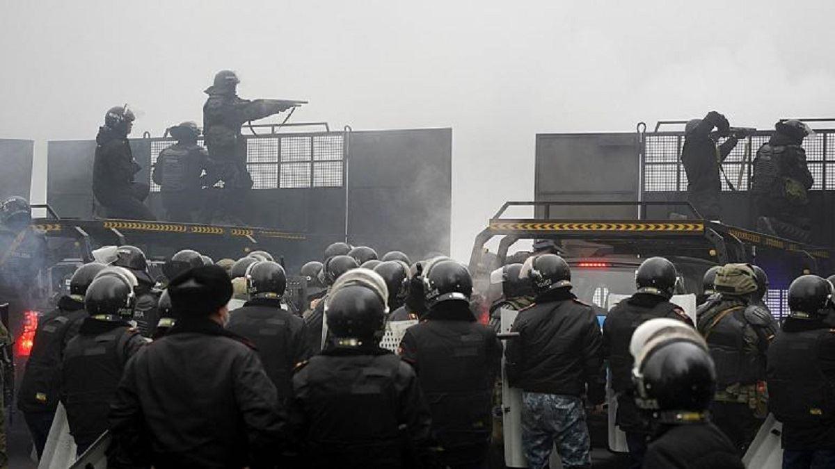 اعزام نیروهای روسی برای مقابله با معترضان در قزاقستان