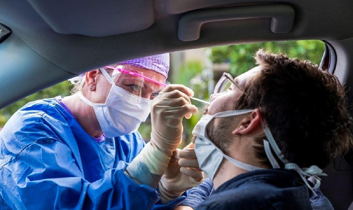 چرا پس از 10 روز ابتلا به کرونا، نتیجه تست برخی مبتلایان همچنان مثبت است؟