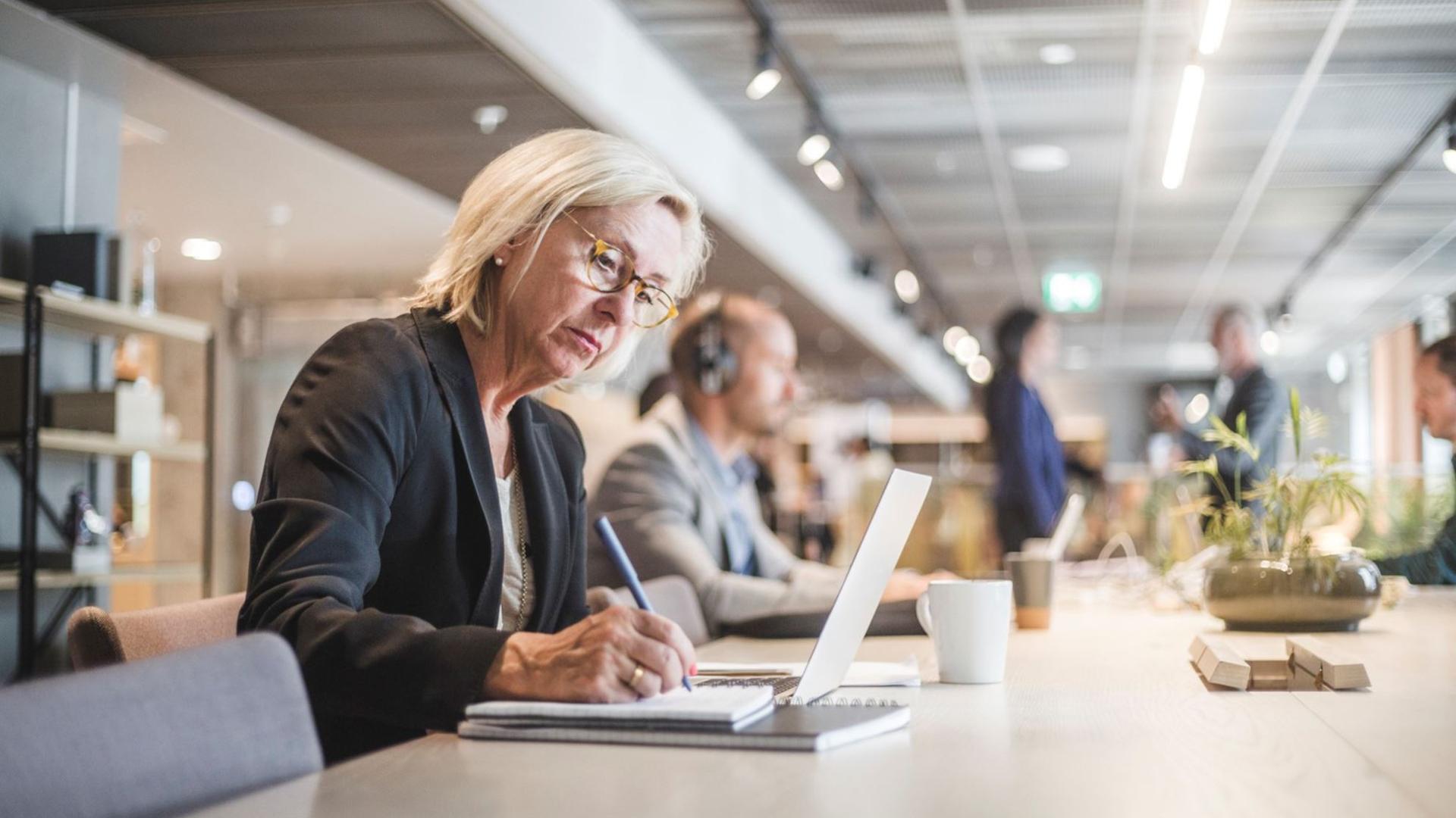 بسته ماندن مرزهای استرالیا به کاهش نرخ بیکاری در کشور کمک کرده است؟