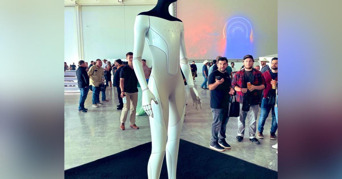 ایلان ماسک: ربات انسان‌ نمای تسلا سال آینده تولید می‌شود