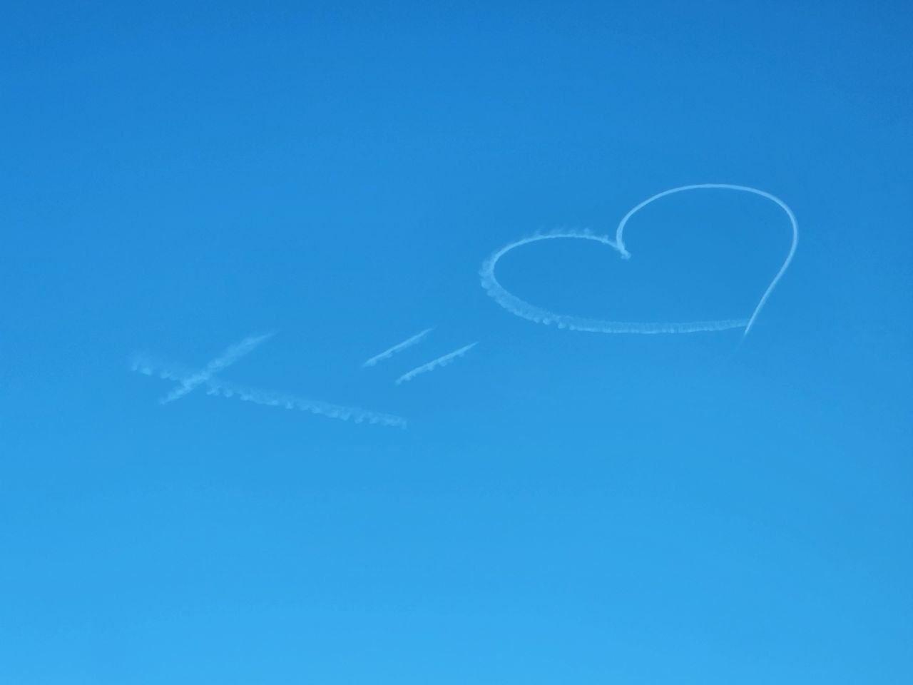 تبلیغات هوایی و آسمان نویسی در استرالیا 