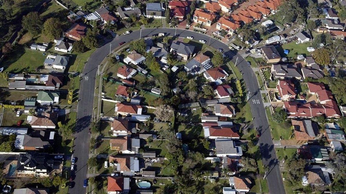 کاهش ارزش مسکن هم‌زمان با افزایش نرخ بهره بانکی در استرالیا