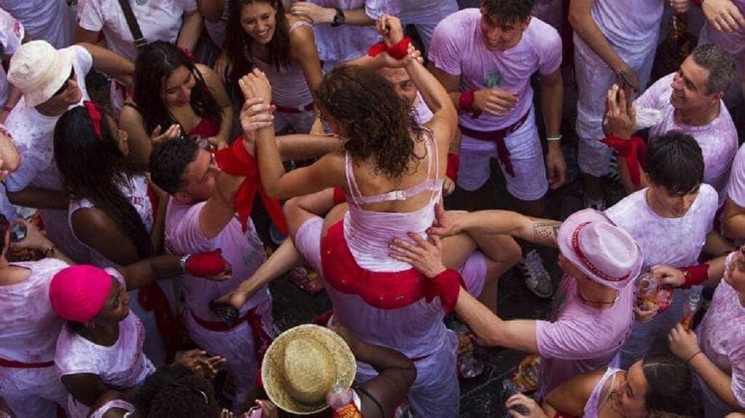 حمله با سوزن به دختران در کلاب‌های اسپانیا، فرانسه و بریتانیا