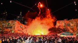 شب پرماجرای هواداران فوتبال در میدان فدراسیون ویکتوریا