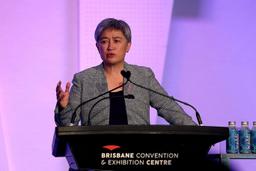 استرالیا رئیس پلیس فتا، سخنگوی نیروی انتظامی و پرس‌تی‌وی را تحریم کرد