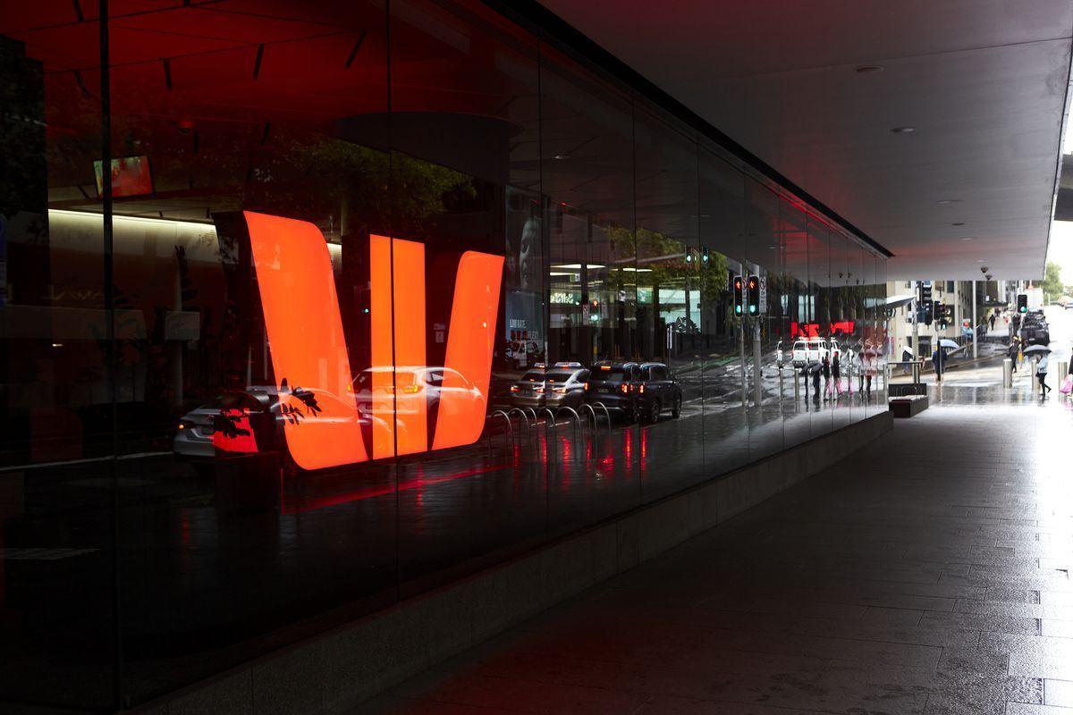 گلایه هزاران مشتری از وست‌بانک استرالیا