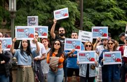 تجمع ایرانیان مقیم استرالیا در اعتراض به حکم اعدام توماج صالحی