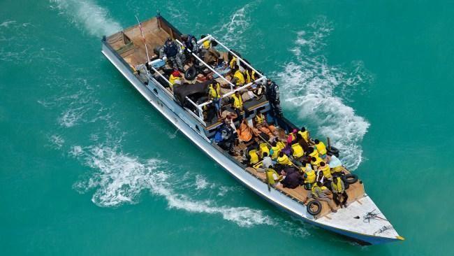 توقیف سومین قایق حامل پناهجویان در آب‌های ساحلی استرالیای غربی