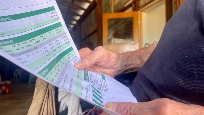 آیا صاحبان املاک متعدد برای هر خانه مشمول 300 دلاری انرژی می‌شوند؟