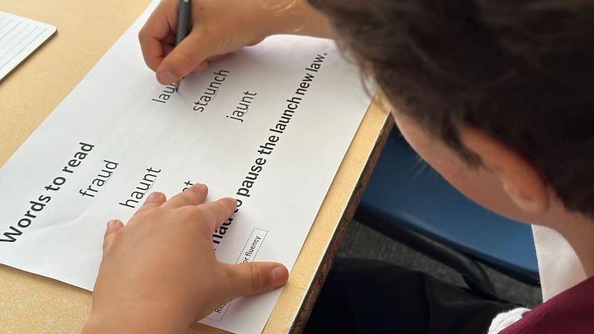 بکارگیری رویکرد آوا محور برای آموزش دانش‌آموزان در ویکتوریا