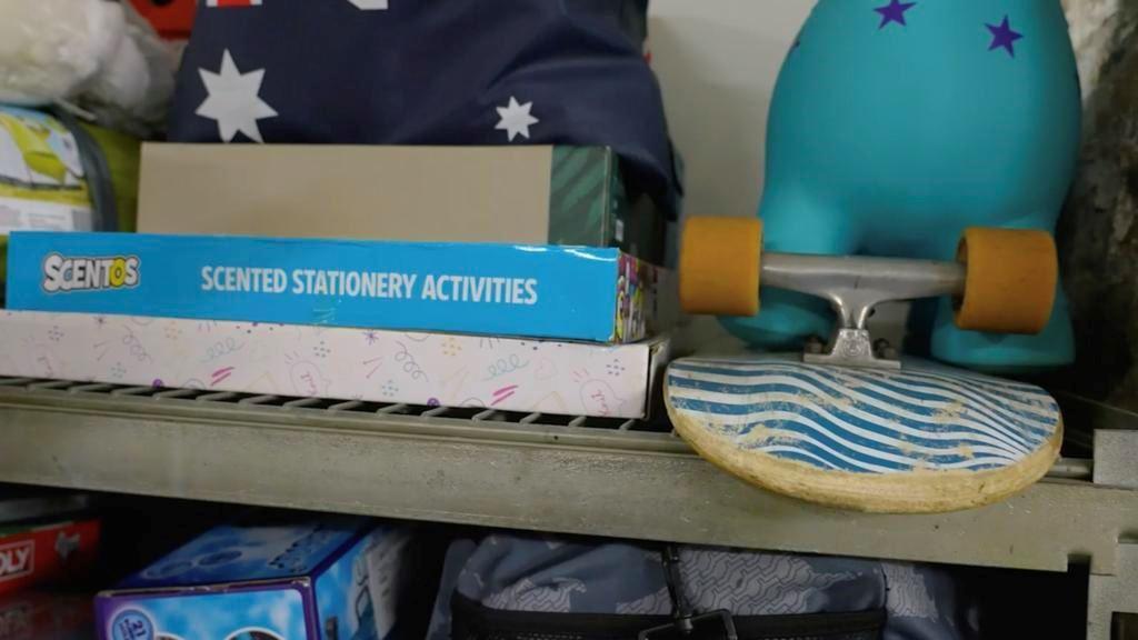 حراج مجموعه ارزشمندی از کالاهای به جای مانده در قطارهای سیدنی