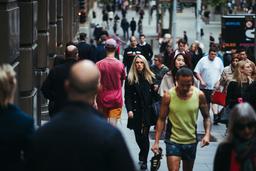 کاهش نرخ تغییر شغل و "کار برای رفع تکلیف" در استرالیا