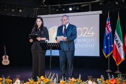 گالری عکس از مراسم اعطای جایزه به برترین‌های فارسی‌زبان  استرالیا 