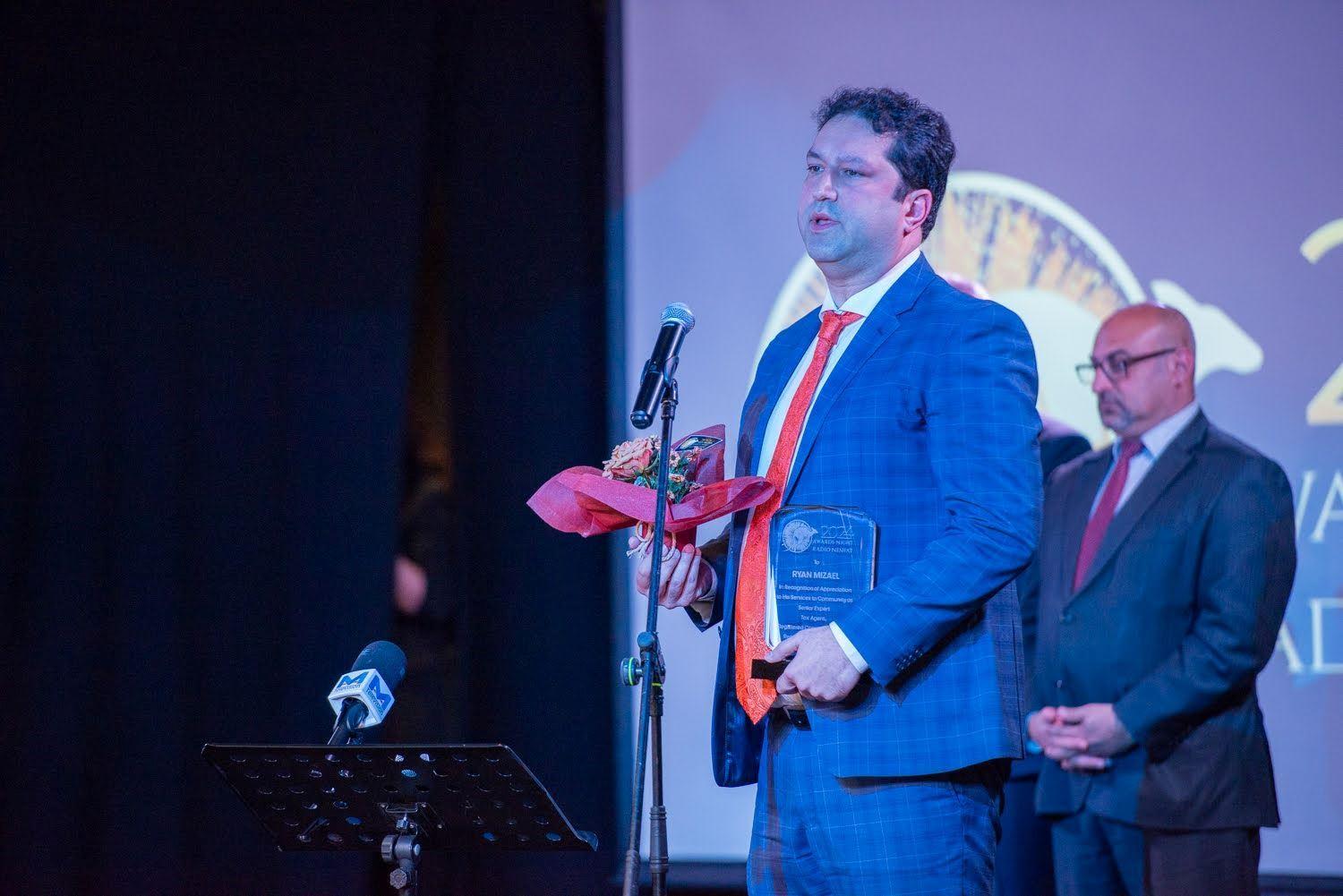 معرفی آقای رایان میرزائی ، یکی از برترین های شب جایزه رادیو نشاط استرالیا