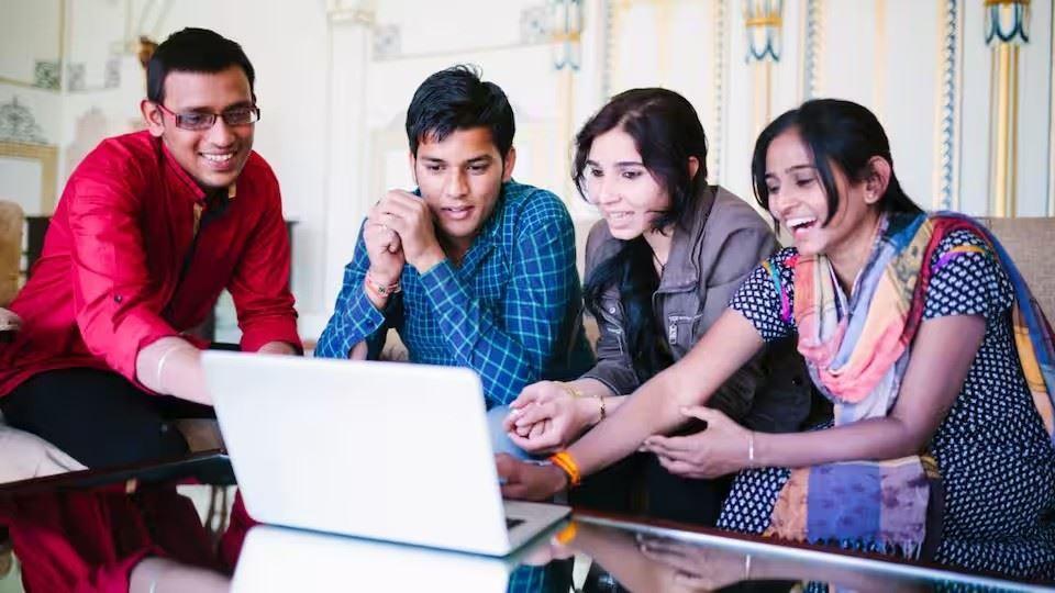 کدام مشاغل در استرالیا برای دانشجویان خارجی بیشترین درآمد را به همراه دارد؟ 