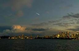 دیده شدن یک شیء نورانی ناشناخته در آسمان استرالیا