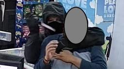 پلیس ایالت ویکتوریا در جستجوی سارق چاقو به دست در ملبورن