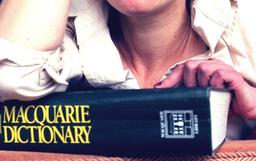 واژه "Enshittification" لغت سال 2024  فرهنگ لغت مک‌کواری استرالیا شد