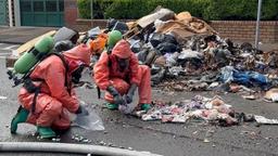 تخلیه زباله در خیابان‌های حومه سیدنی به دلیل پخش گازهای سمی