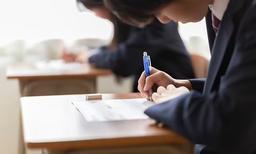 چالش والدین استرالیایی در تأمین هزینه‌های تحصیل فرزندان