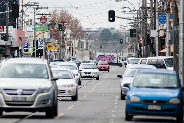 قوانین راهنمایی و رانندگی استرالیا برای خودروهای خودران نیاز به اصلاح دارد